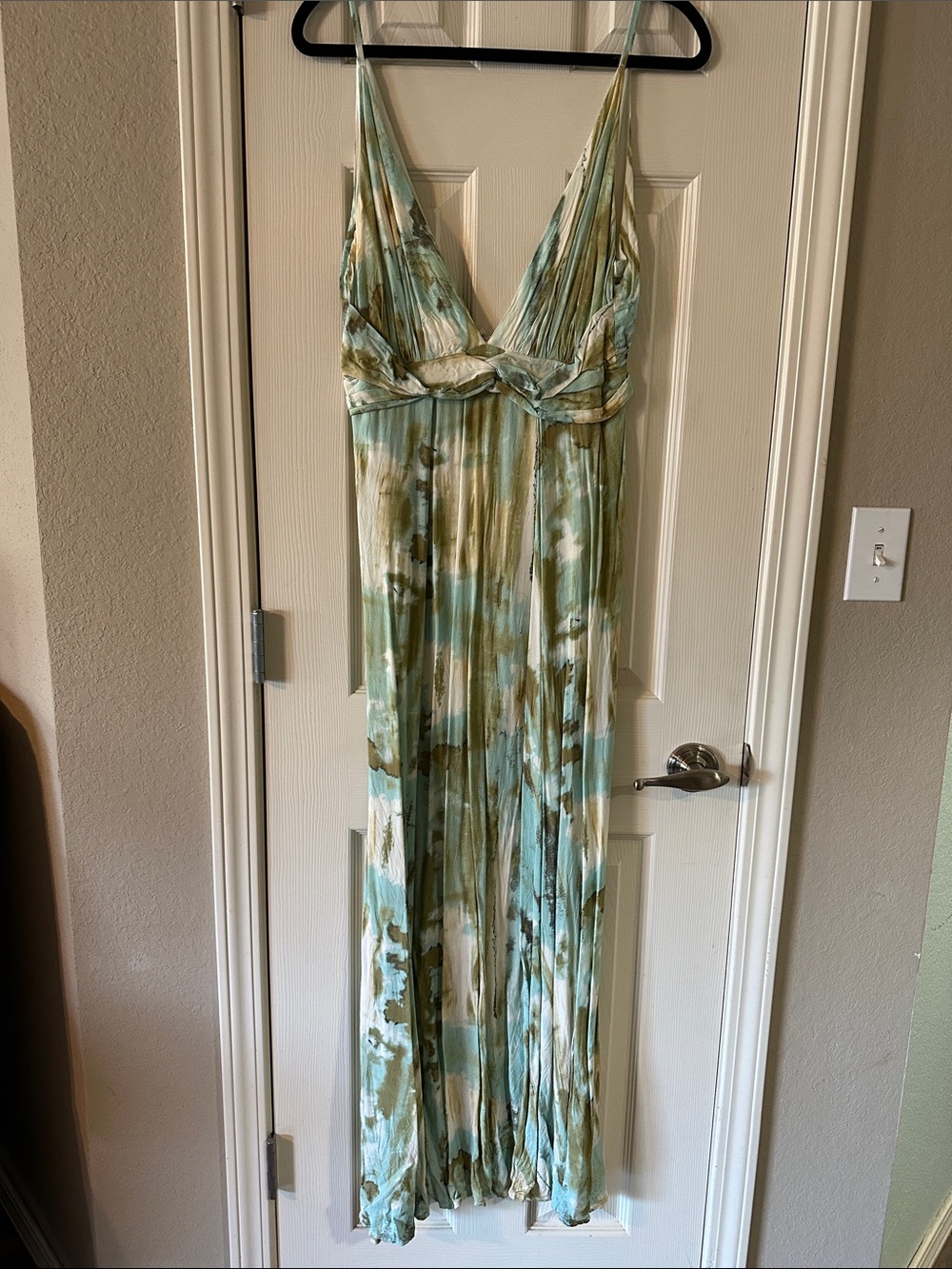 Luxxel Mint and Olive Watercolor Maxi Dress